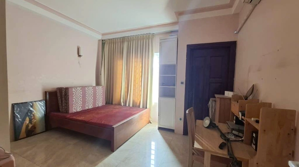 Bán nhà mặt phố Vân Canh, Nam Từ Liêm, vị trí vàng, nhà 5 tầng, 52m2, mt rộng, view hồ