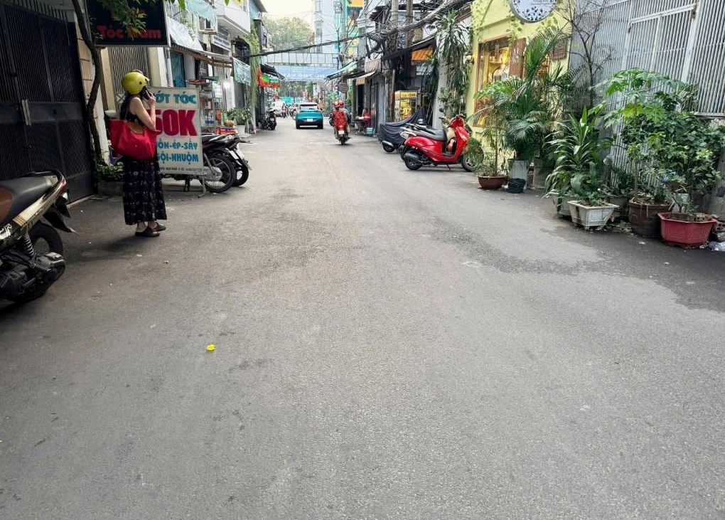 BÁN NHÀ NGUYỄN THIỆN THUẬT QUẬN 3, VUÔNG VỨC, 2 TẦNG, 10M RA HXH THÔNG, VỪA Ở VỪA KINH DOANH