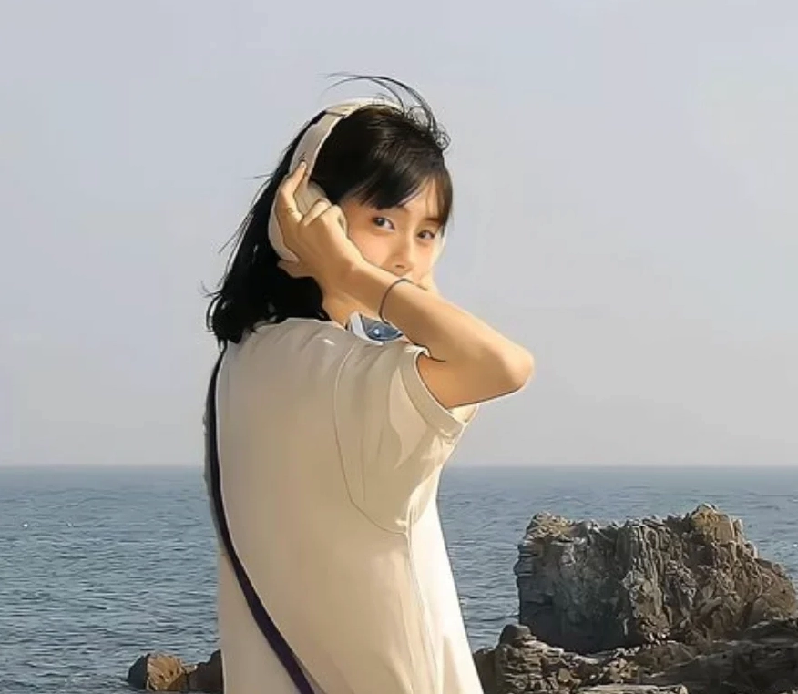 Bàn thờ trang nghiêm trong nhà mới