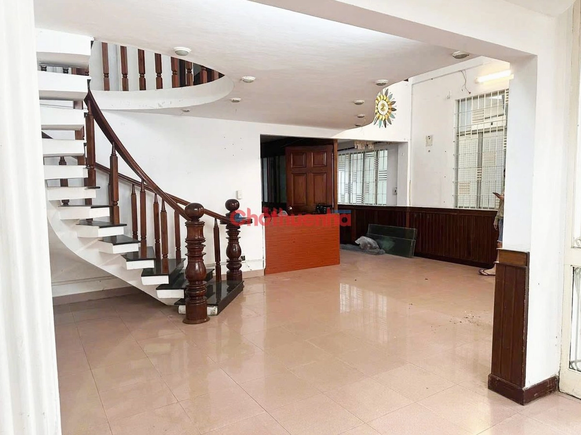 CHO THUÊ NHÀ GÓC 2 MẶT TIỀN ĐƯỜNG RỘNG TIỆN KINH DOANH