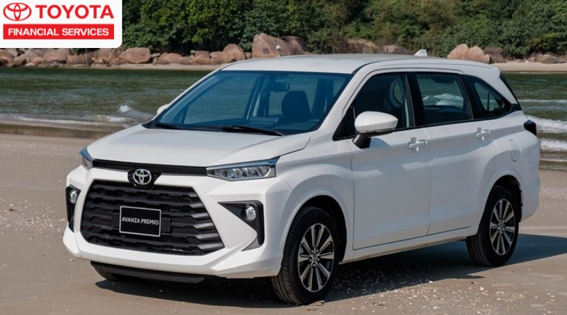 Giá xe Toyota 7 chỗ Avanza Premio