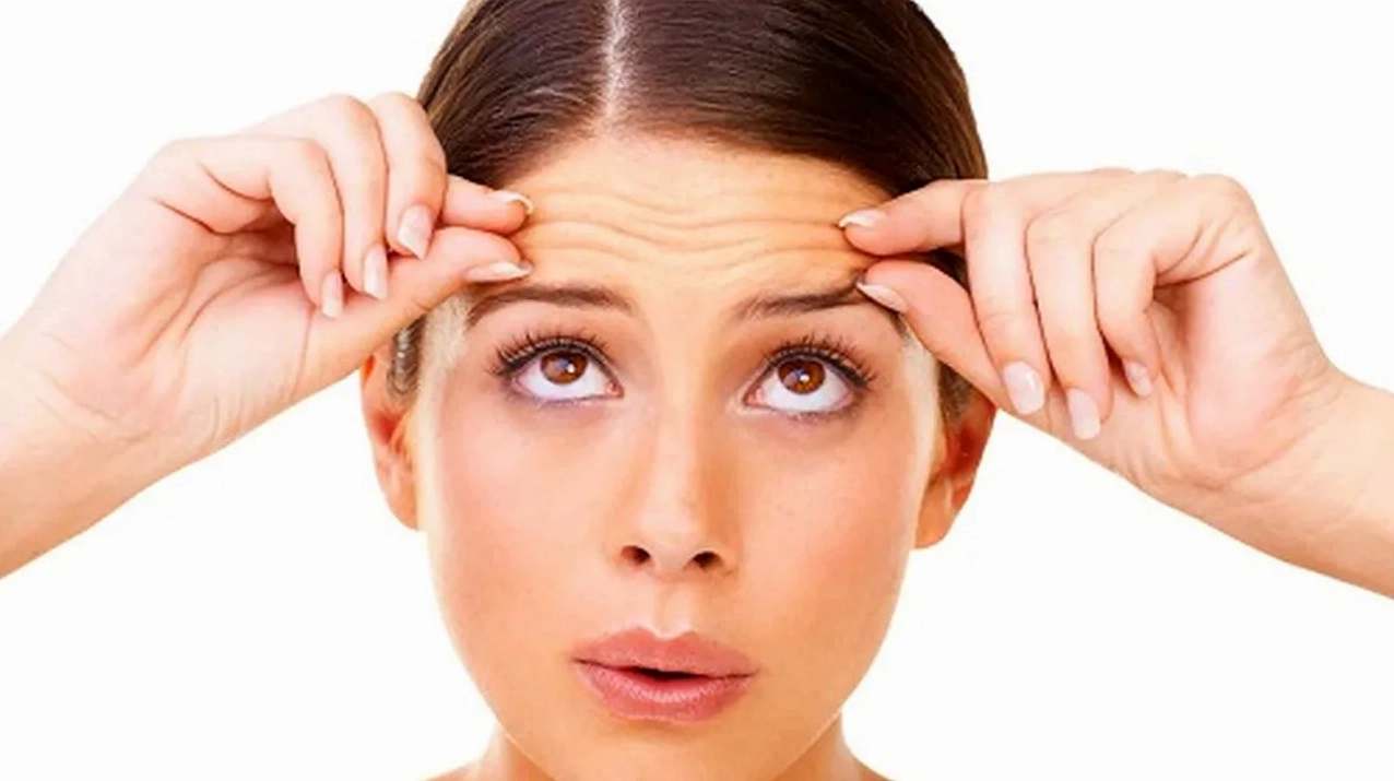 Giải mã hiện tượng mắt phải giật liên tục: dấu hiệu và cách khắc phục hiệu quả