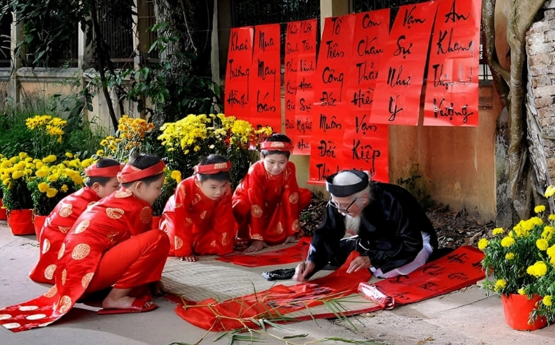 Khai bút Mùng 9 tượng trưng cho may mắn lâu dài