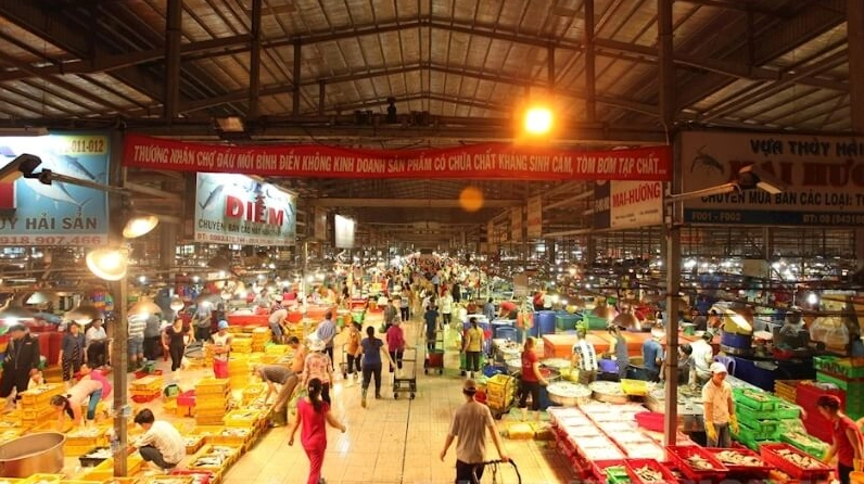 Khu đồ khô chợ Bình Điền