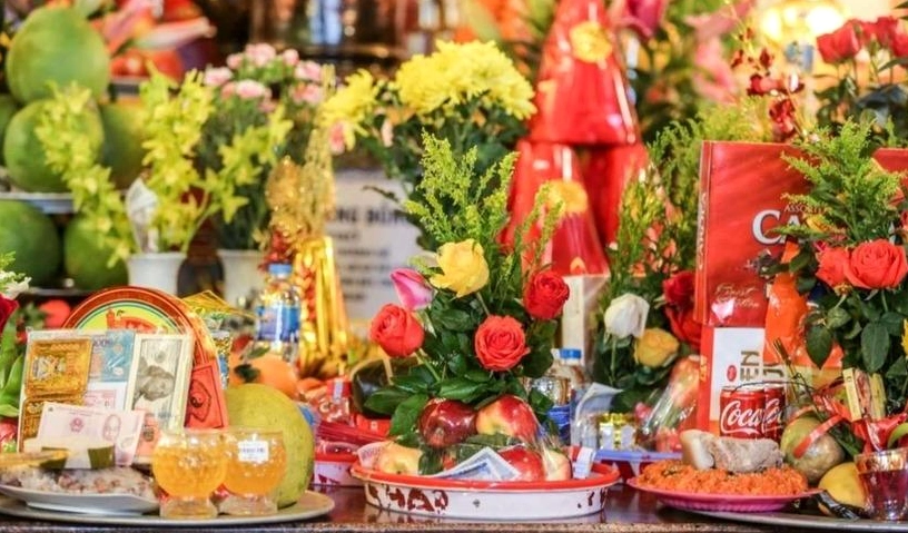 Lễ vật nên chuẩn bị trước 1 ngày trước khi đi thi. Ảnh minh họa