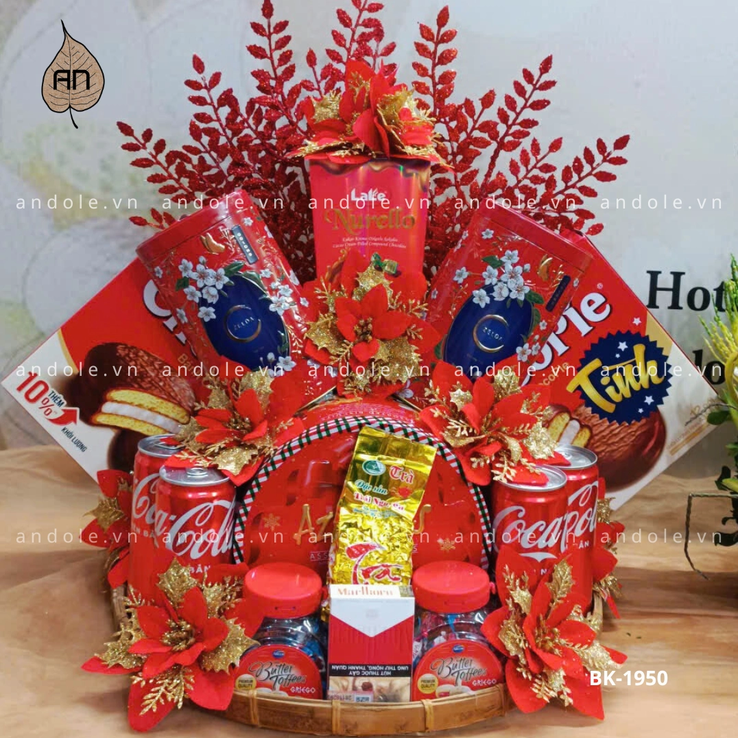 Mâm bánh kẹo dâng lễ tạ sau cưới