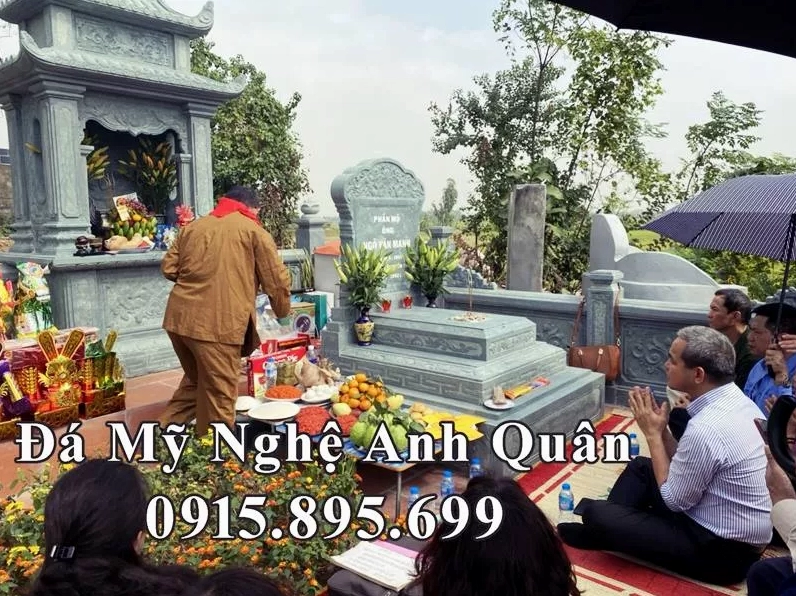 Nghi thức đọc văn khấn mời về an giỗ ngoài mộ trang nghiêm