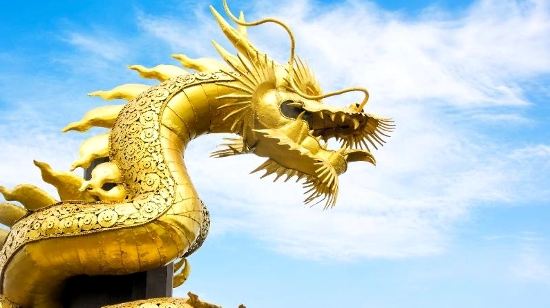 Người sinh năm 2000 cầm tinh con rồng, mang mệnh Kim