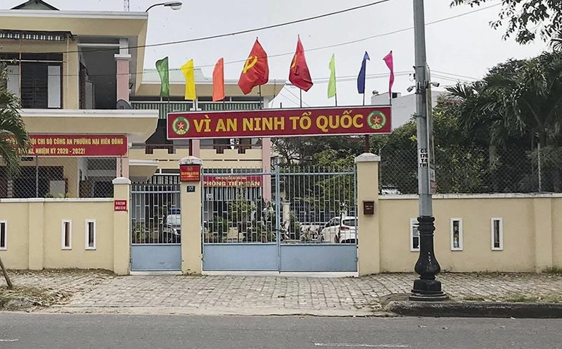 Nộp hồ sơ đăng ký tạm trú tại Công an xã, phường