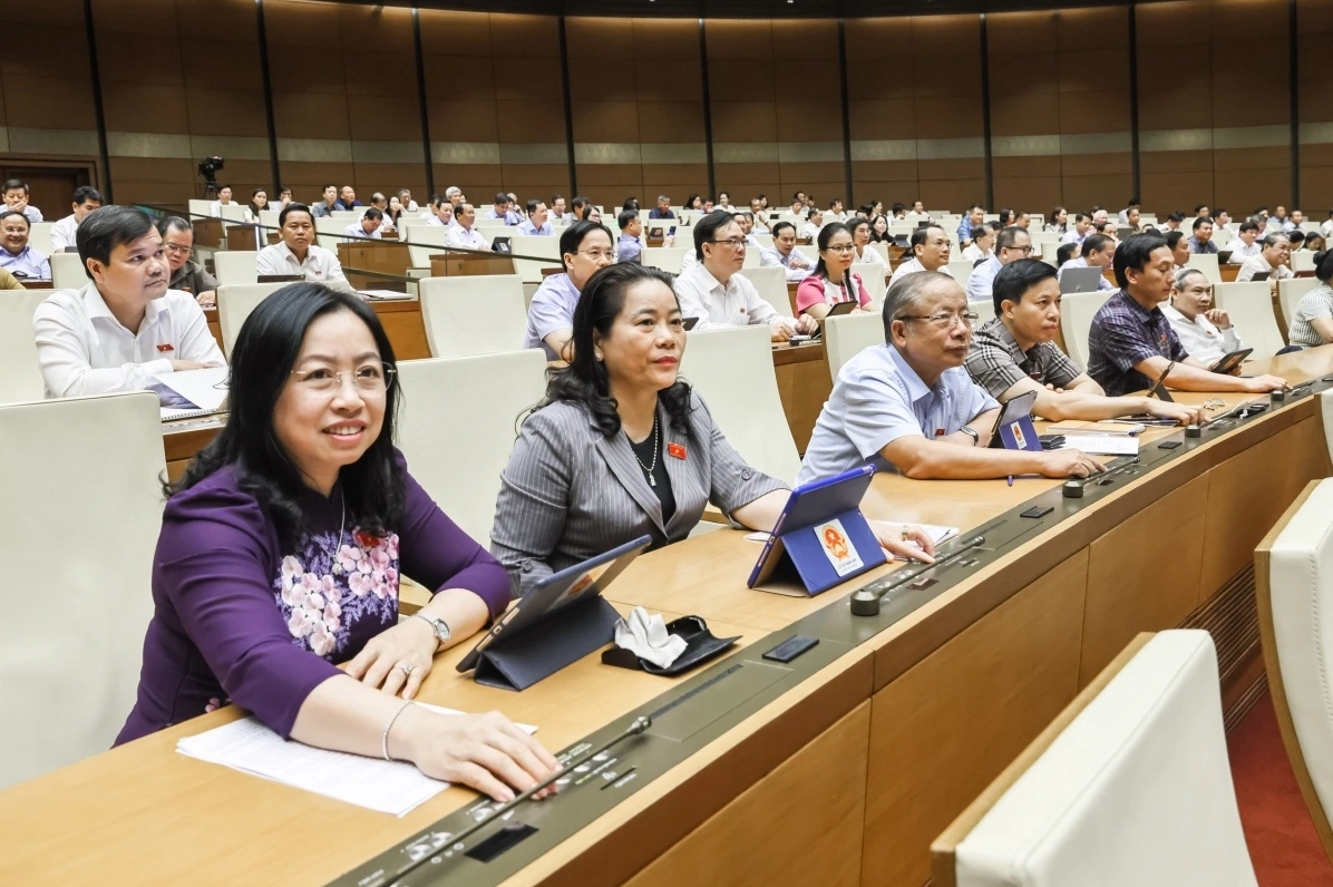 Quốc hội chính thức thông qua Nghị quyết cả nước có 34 tỉnh, thành phố