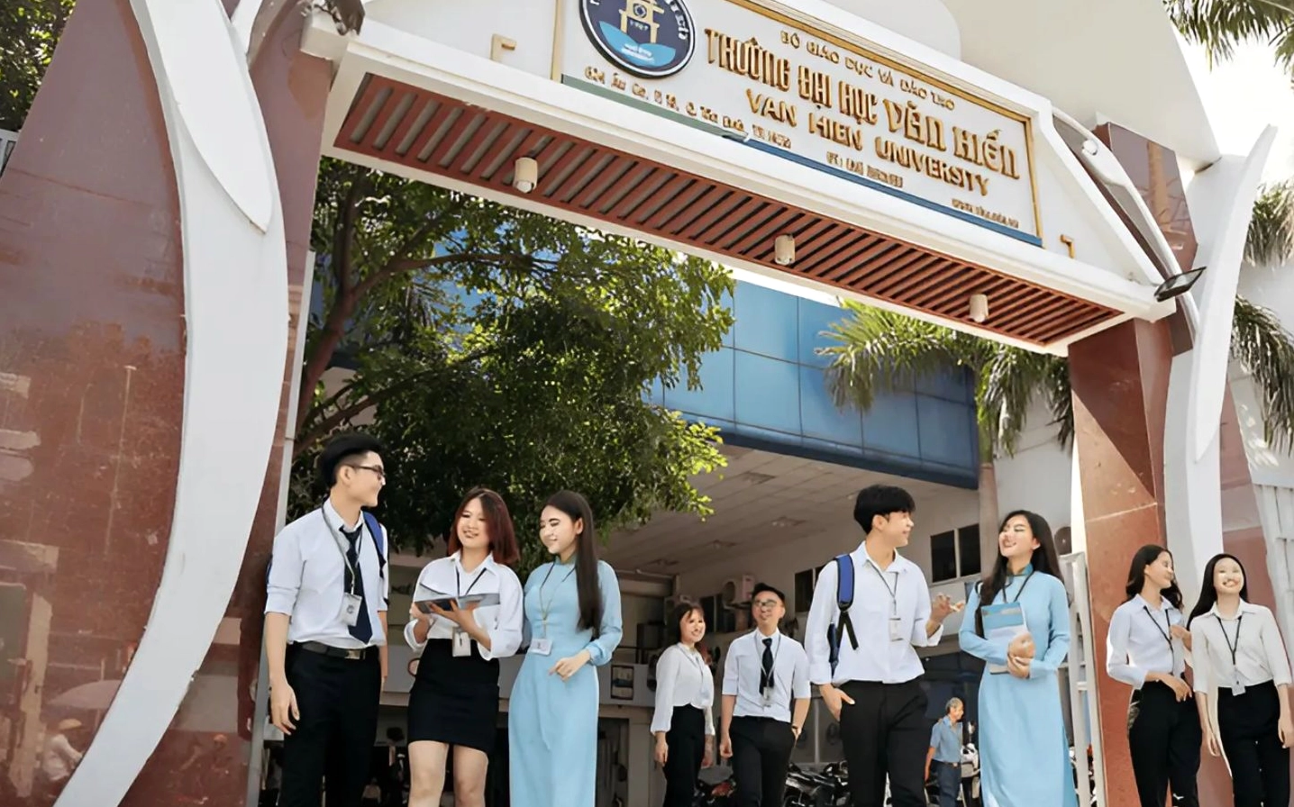 Sinh viên Đại học Văn Hiến