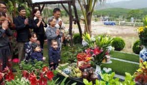 van-khan-tao-mo-cuoi-nam-chuan-nhat-tron-ven-long-thanh-kinh_660