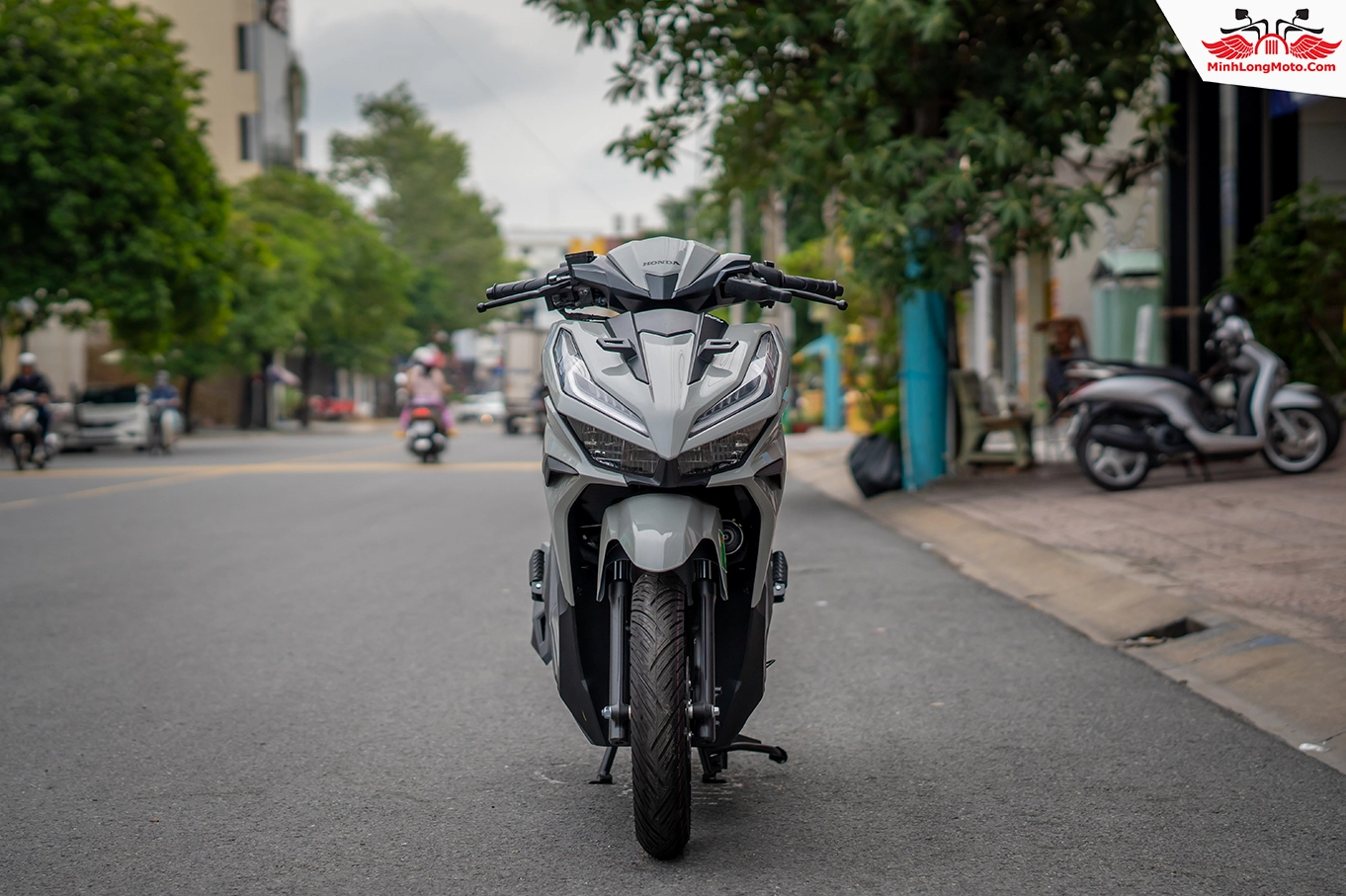 Vario 125 xám