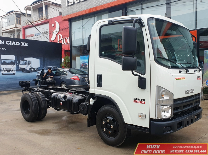 Xe tải Isuzu QKR 230 Euro 5 thiết kế hiện đại